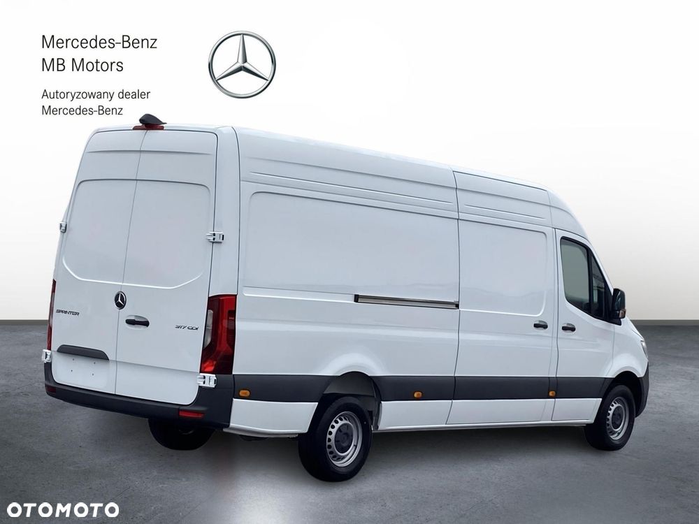 Mercedes-Benz Sprinter - 7