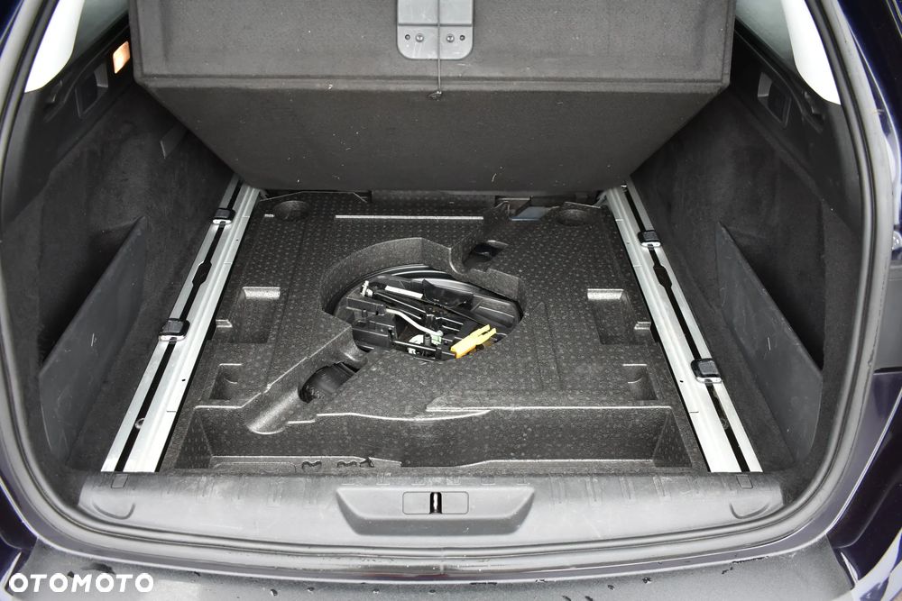 Peugeot 308 BlueHDi 150 Automatik Stop & Start Allure - 17