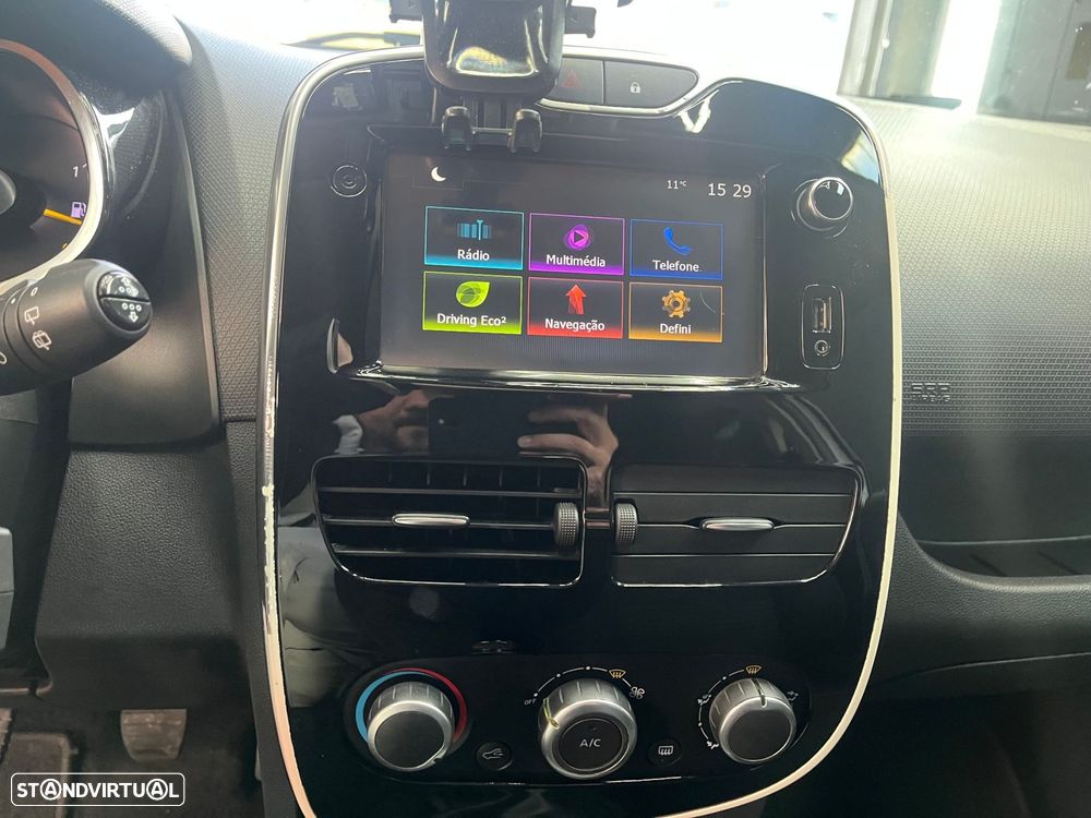 Renault Clio 0.9 TCe Limited - 13