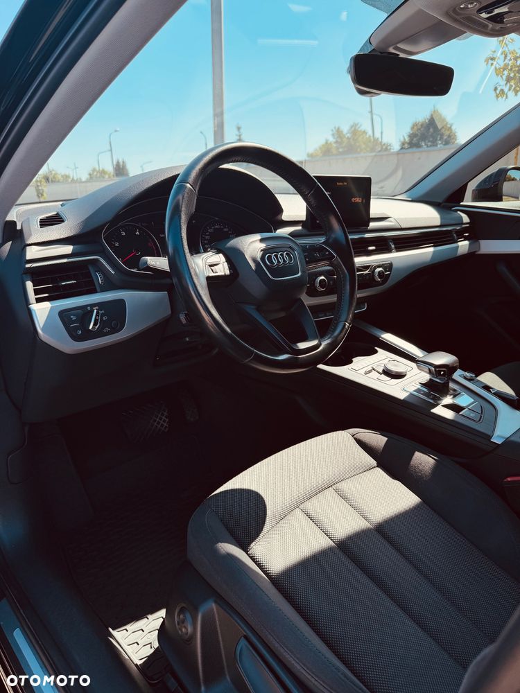 Audi A4 Avant 2.0 TDI S tronic - 10