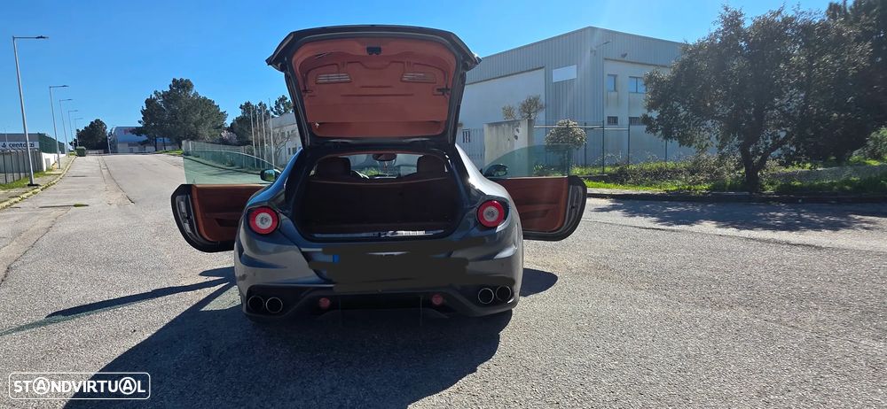 Ferrari FF 6.3 V12 - 14