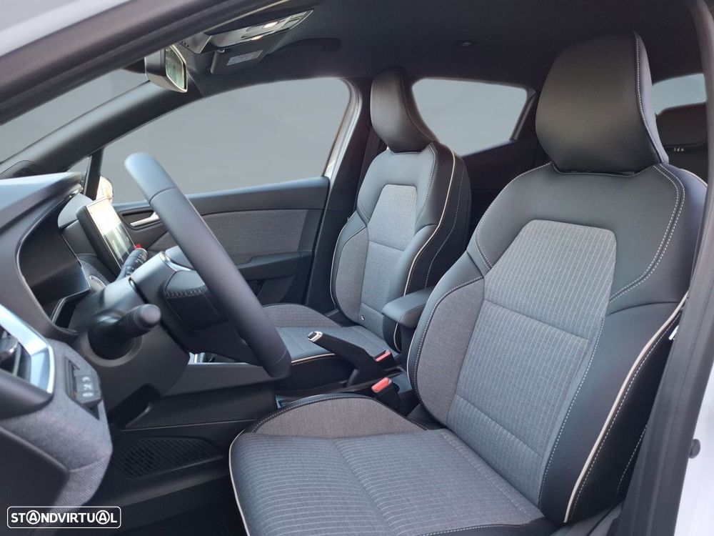 Renault Clio 1.0 TCe Techno - 11