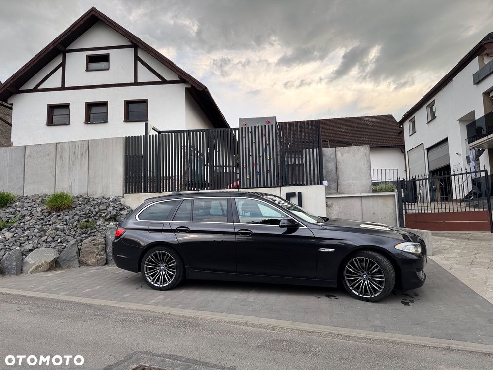 BMW Seria 5 520d - 4