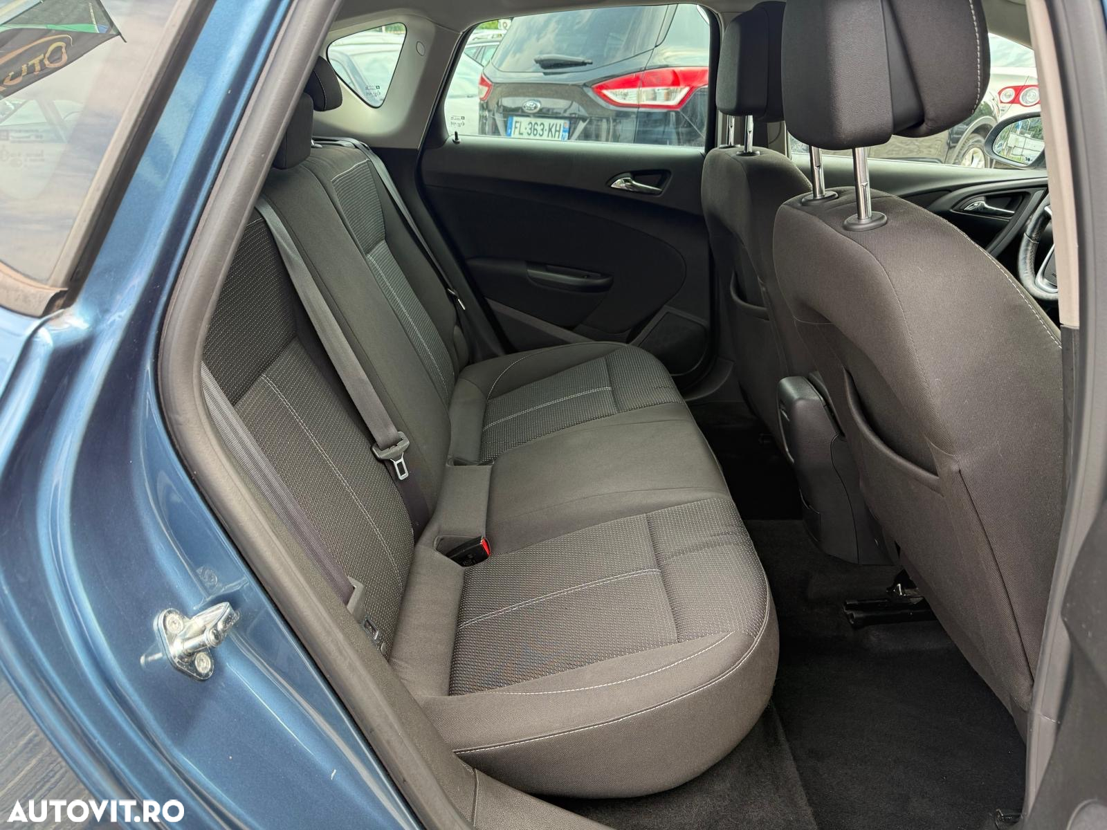 Opel Astra 1.6 CDTI DPF ecoFLEX Start/Stop Style - 6