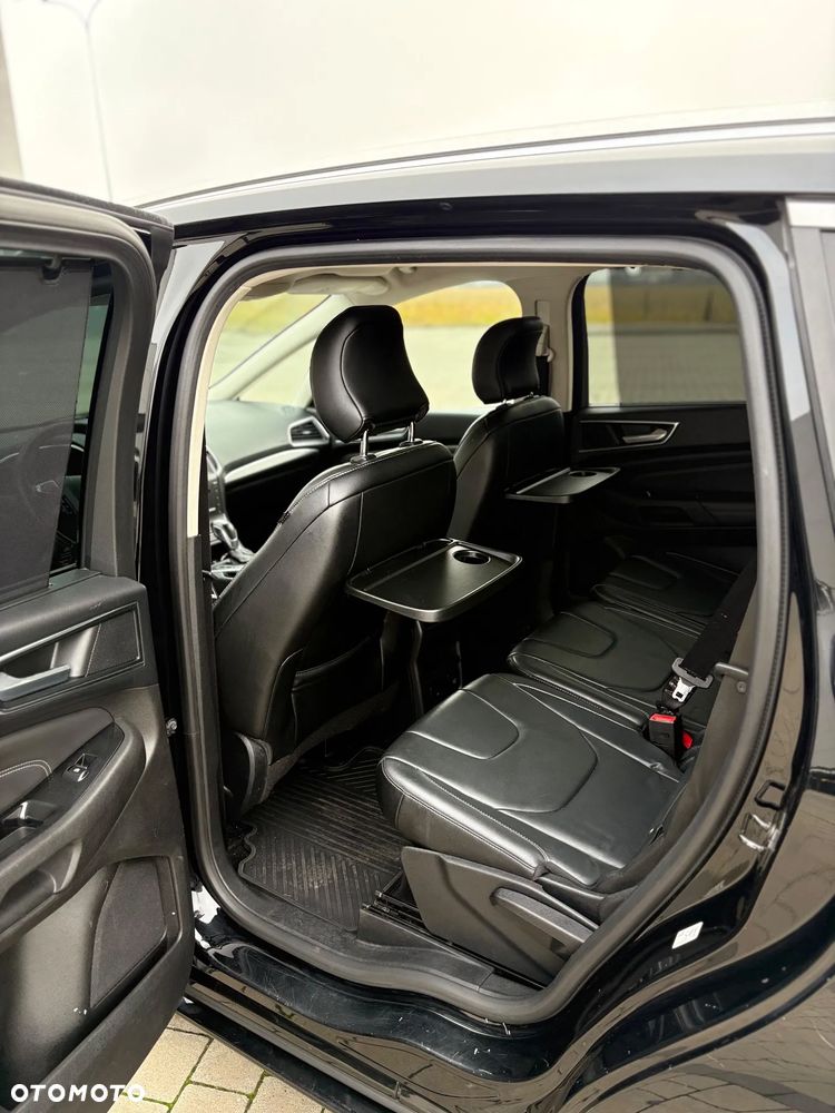 Ford S-Max 2.0 TDCi Titanium PowerShift - 12