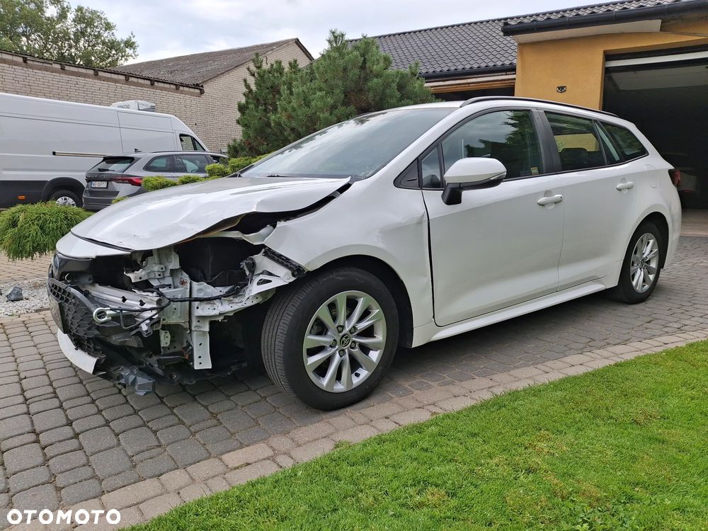 Toyota Camry 2.5 Hybrid Comfort CVT - 5