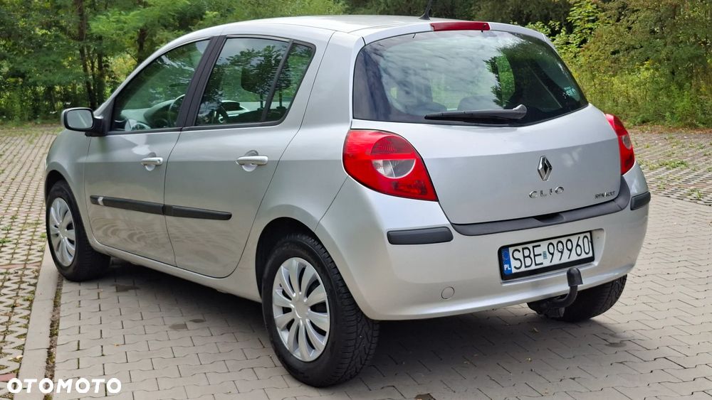 Renault Clio 1.2 16V Dynamique - 5