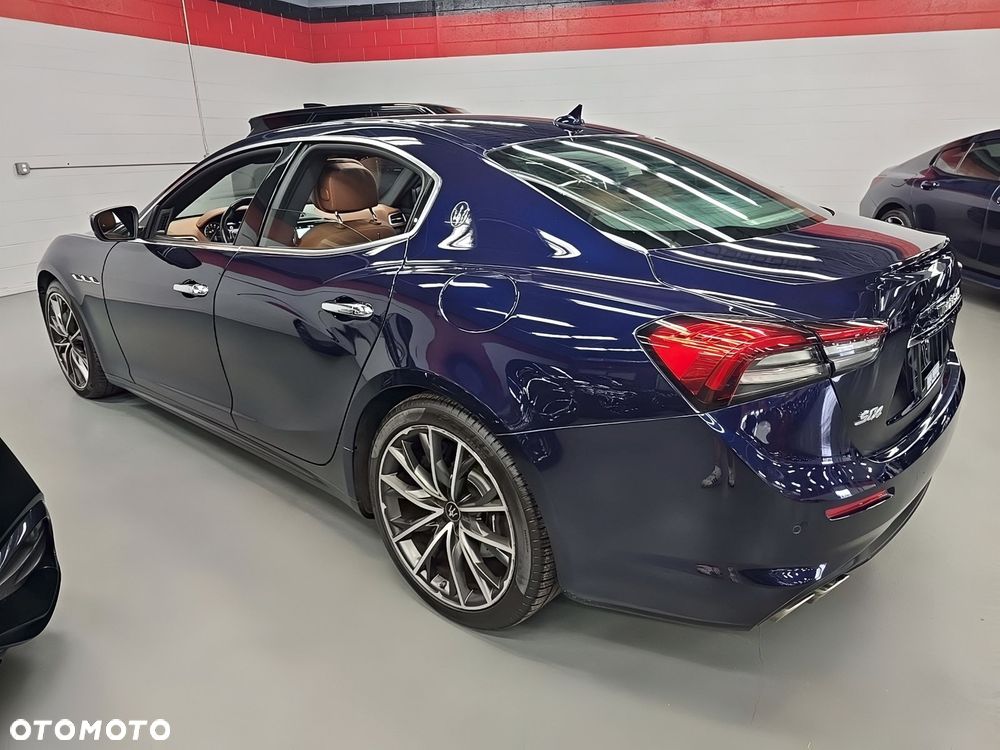 Maserati Ghibli - 3