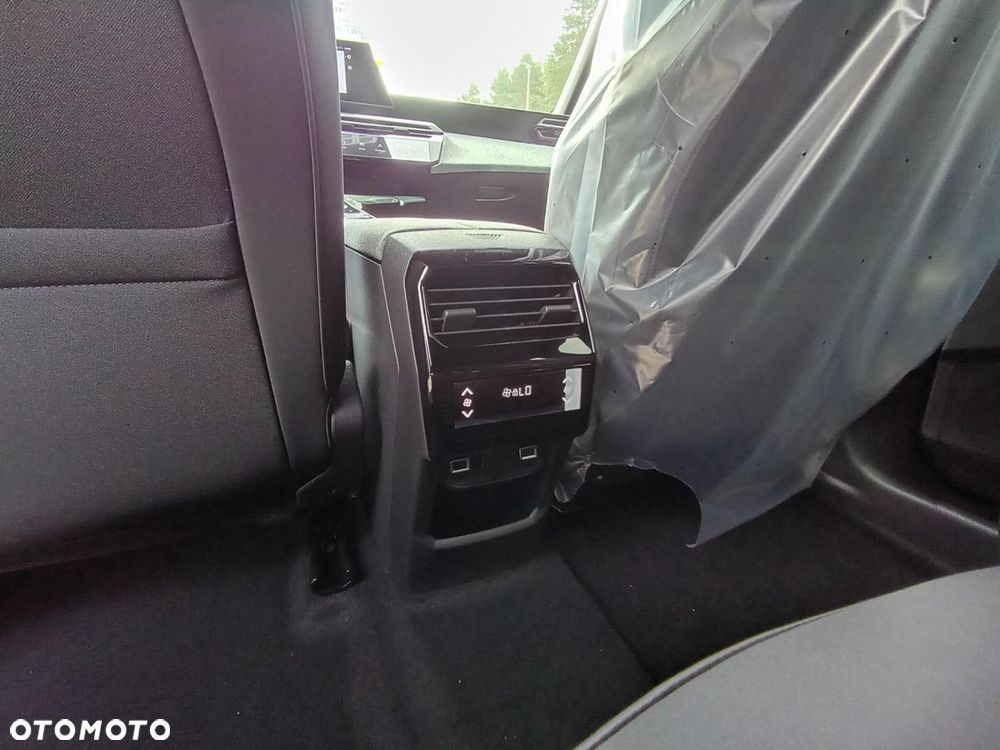 Peugeot 5008 - 16