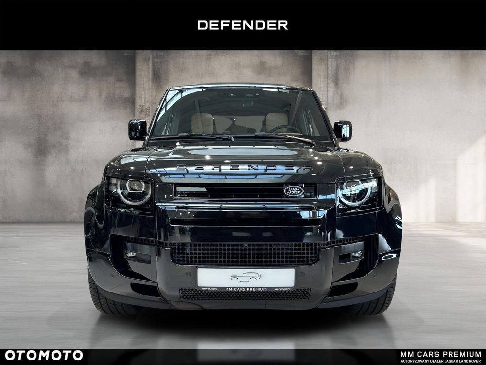 Land Rover Defender - 4
