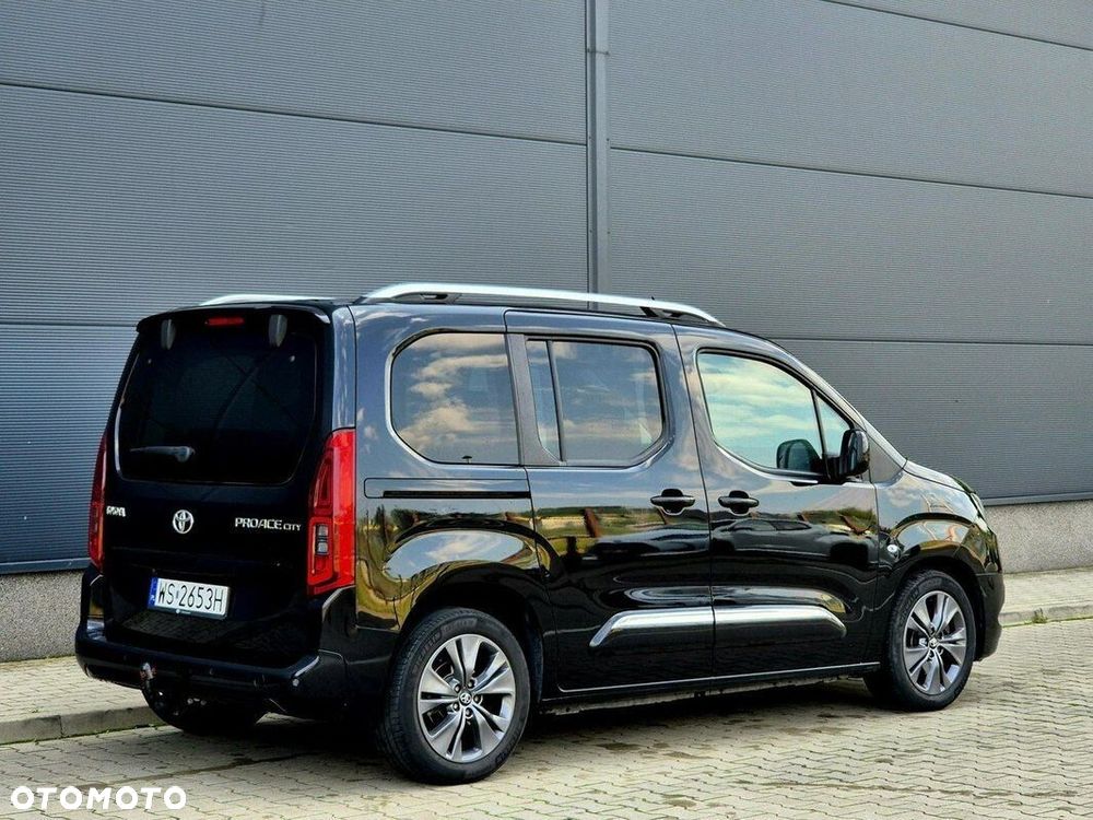 Toyota Proace City Verso 1.5 D-4D Family - 18
