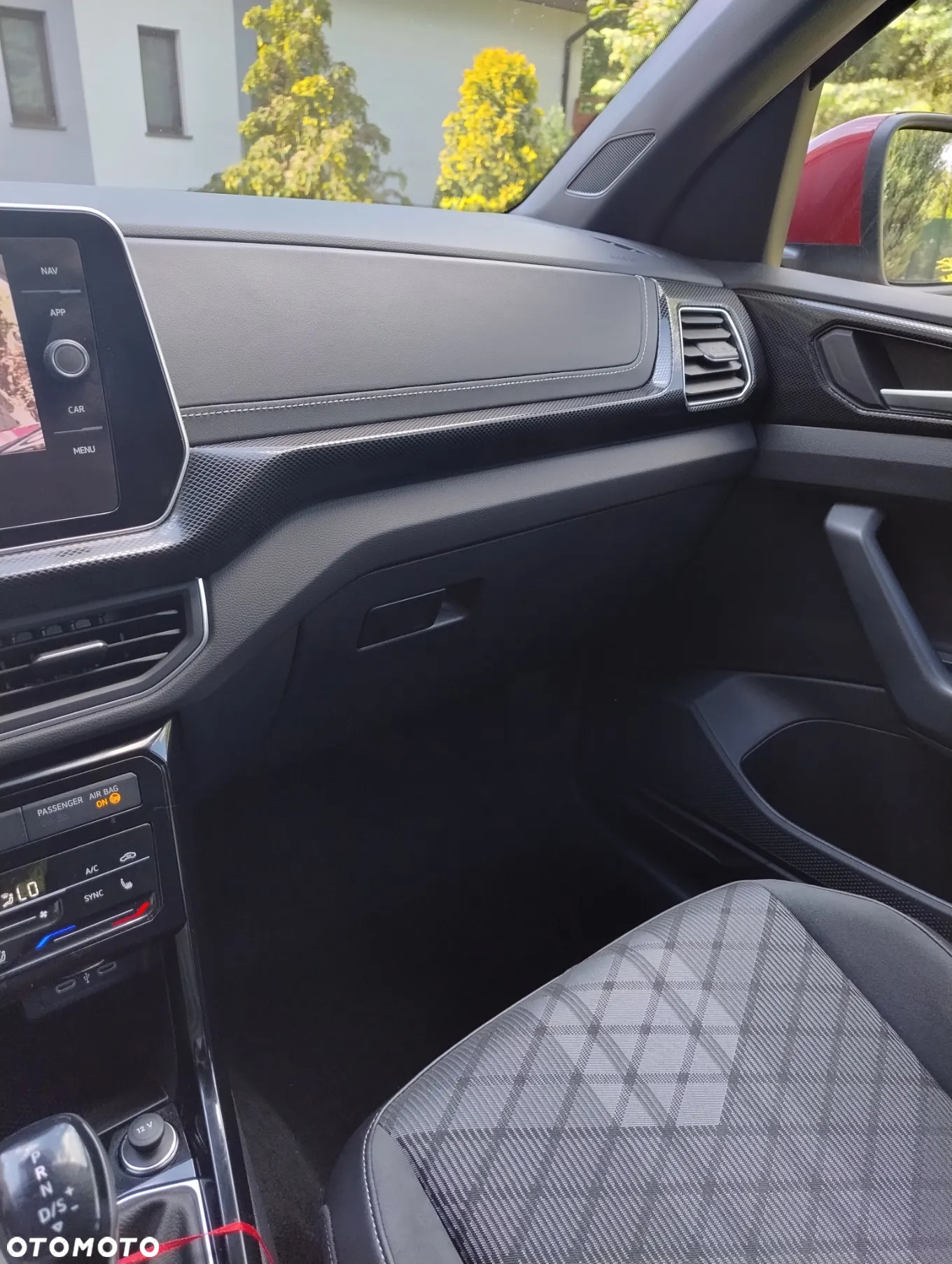 Volkswagen T-Cross 1.5 TSI ACT R-Line DSG - 17