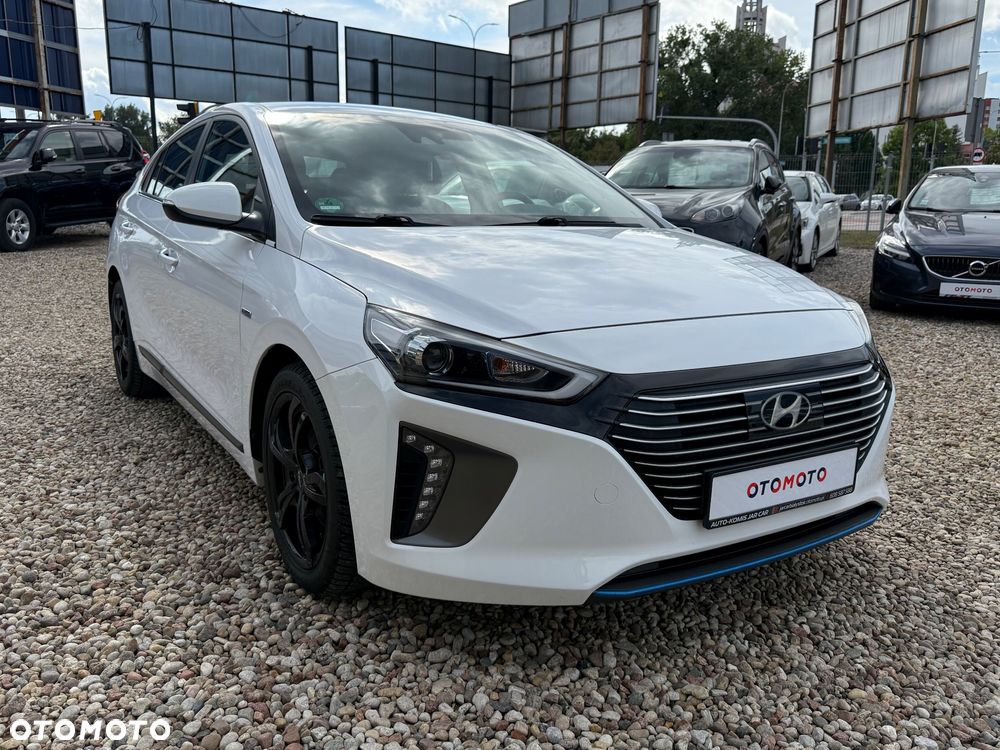 Hyundai IONIQ 1.6 GDI Premium - 30