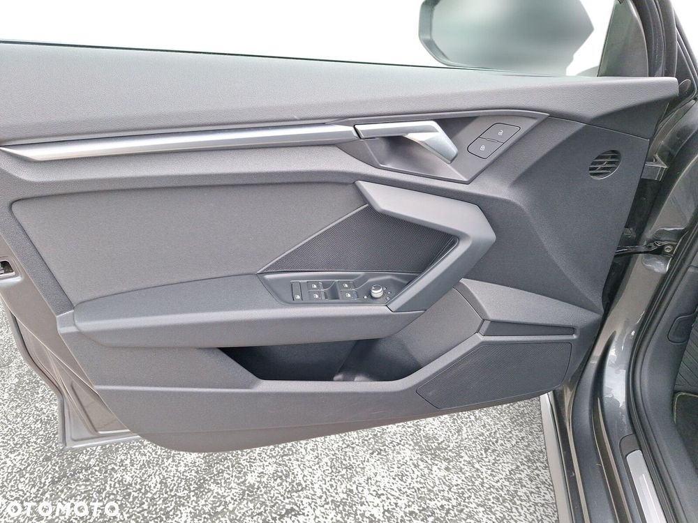 Audi A3 Sportback - 13