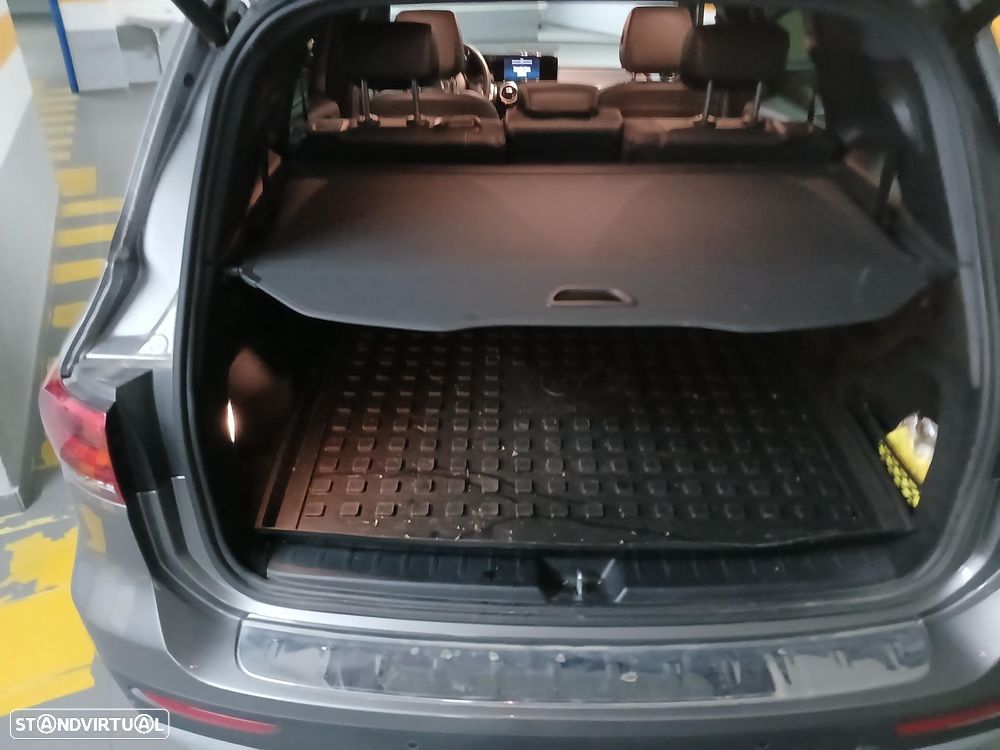 Mercedes-Benz GLB 180 - 9