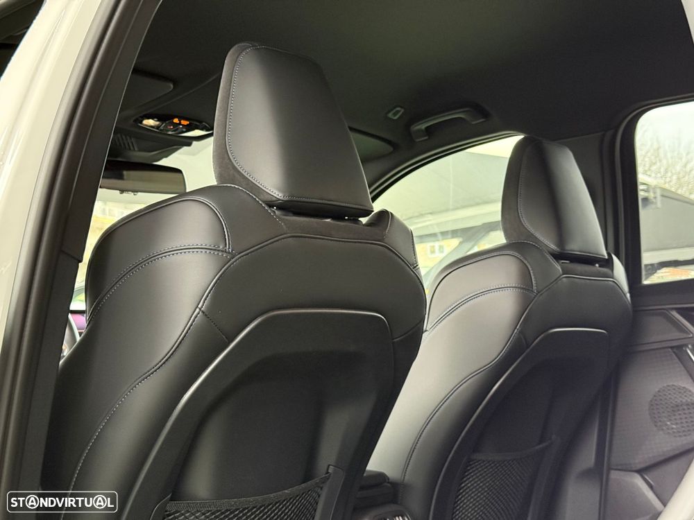 BMW iX1 eDrive20 Pack Desportivo M - 45