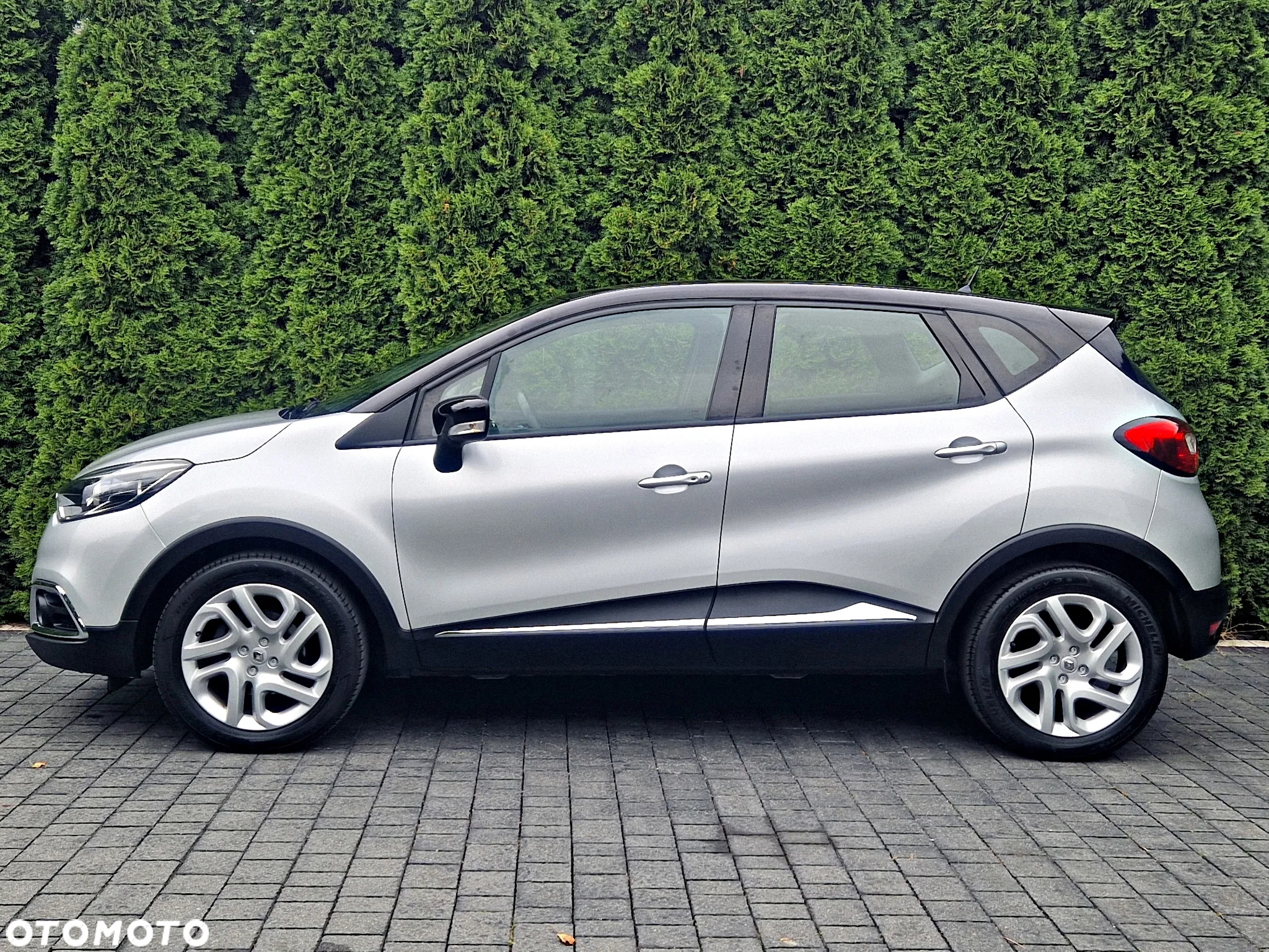 Renault Captur - 10