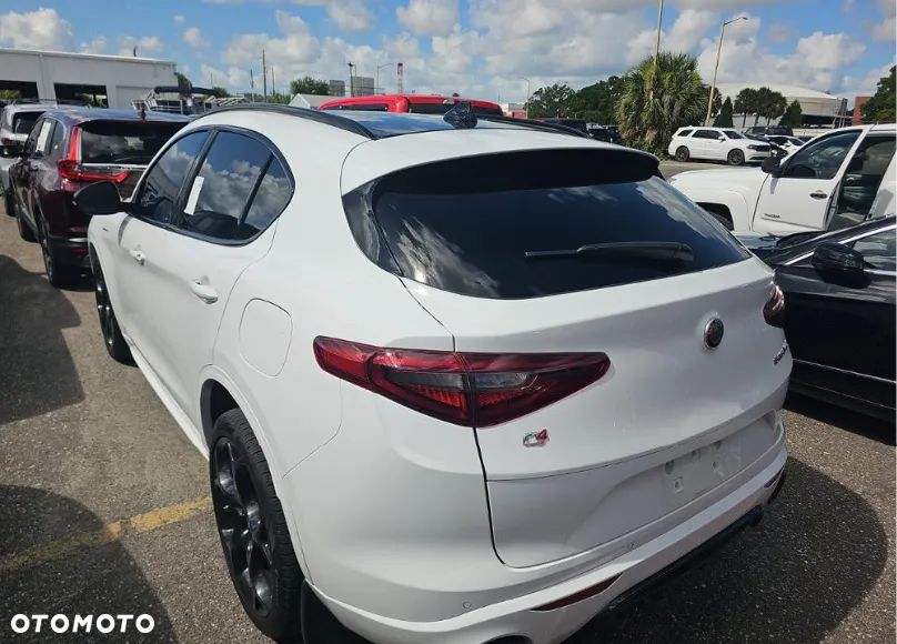 Alfa Romeo Stelvio 2.0 Turbo Veloce TI Q4 - 5