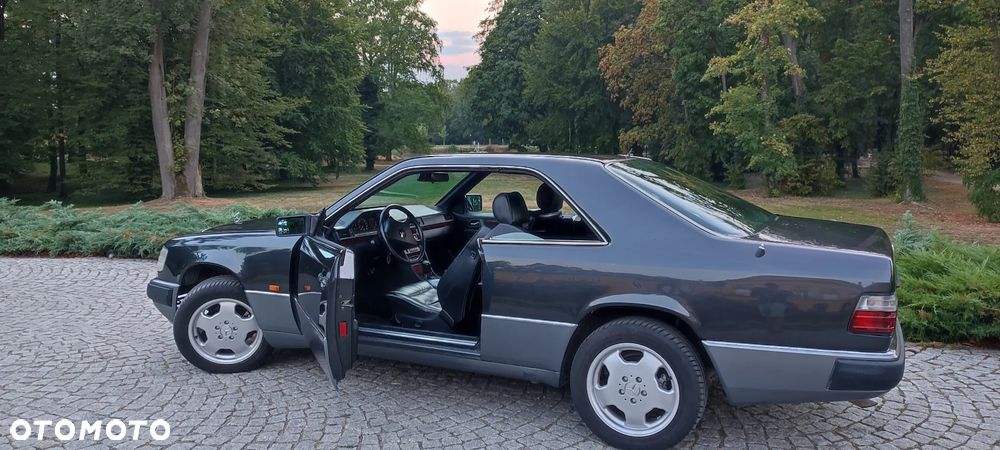 Mercedes-Benz W124 (1984-1993) - 10