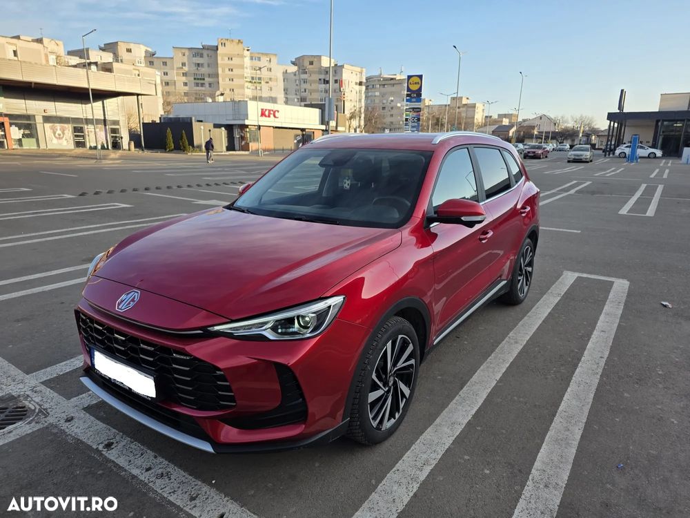 MG ZS HEV 1.5 GSI AT Exclusive - 1