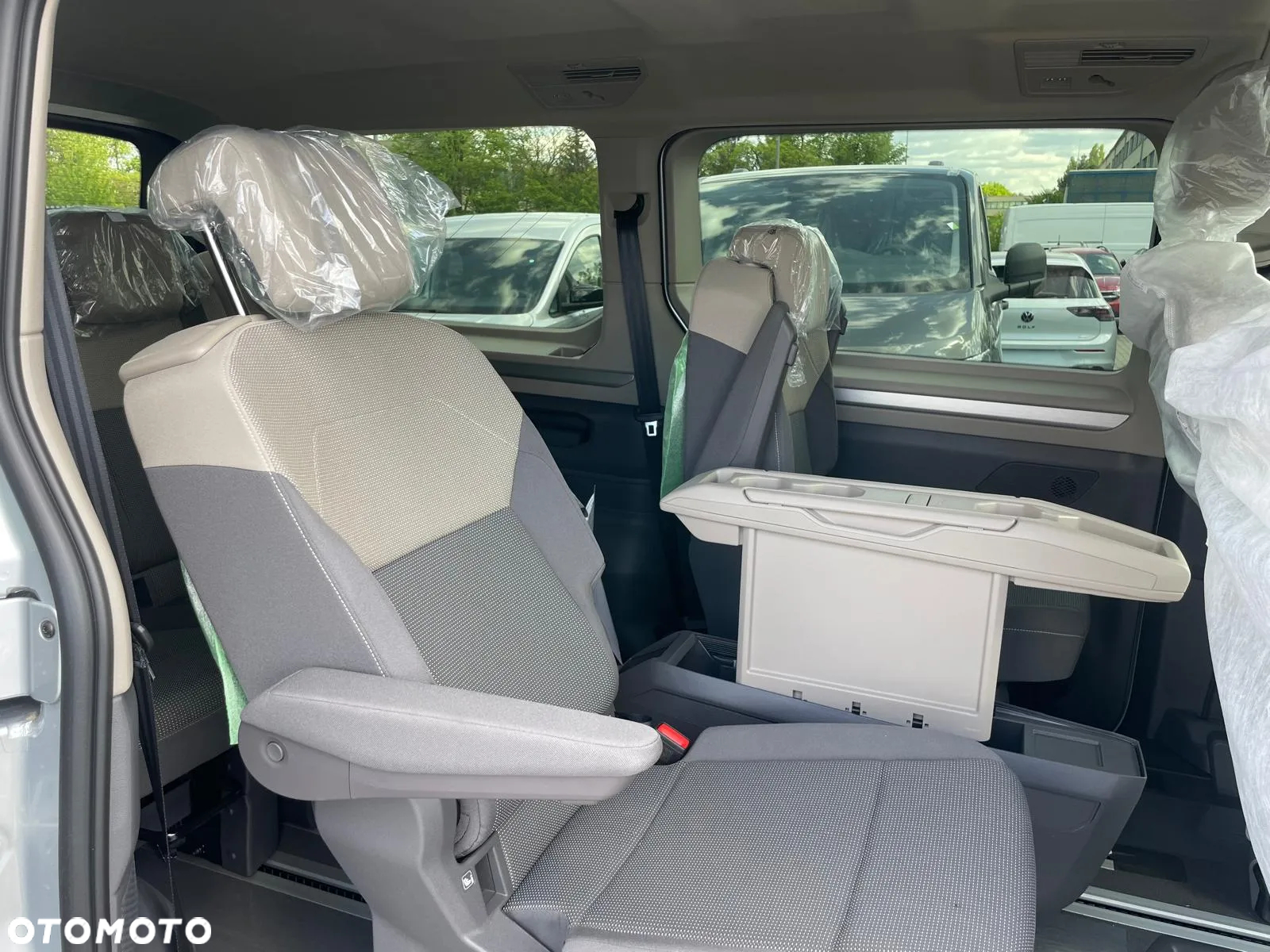 Volkswagen Multivan 2.0 TDI L2 Edition DSG - 31