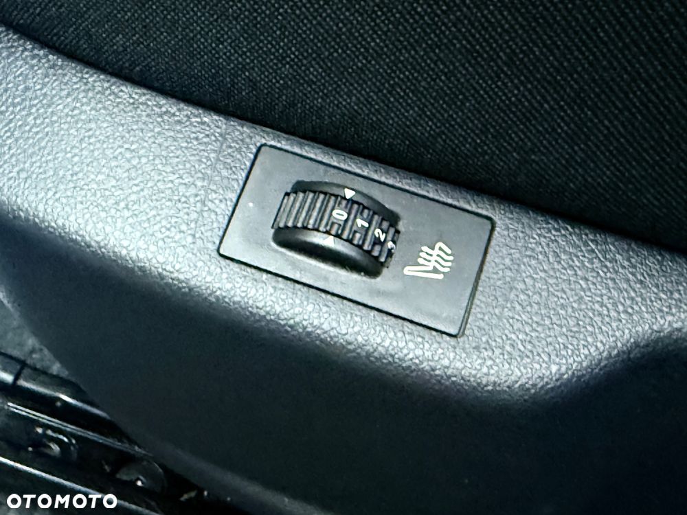 Peugeot 3008 1.6 HDi Style - 18