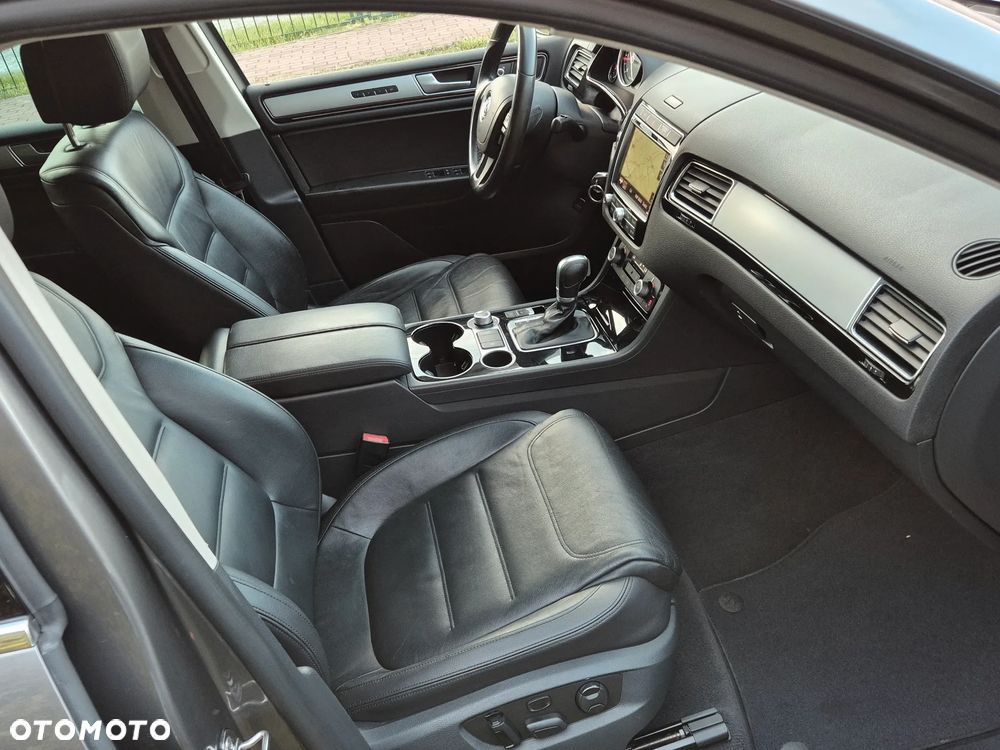 Volkswagen Touareg 3.0 V6 TDI BMT Business Line - 9