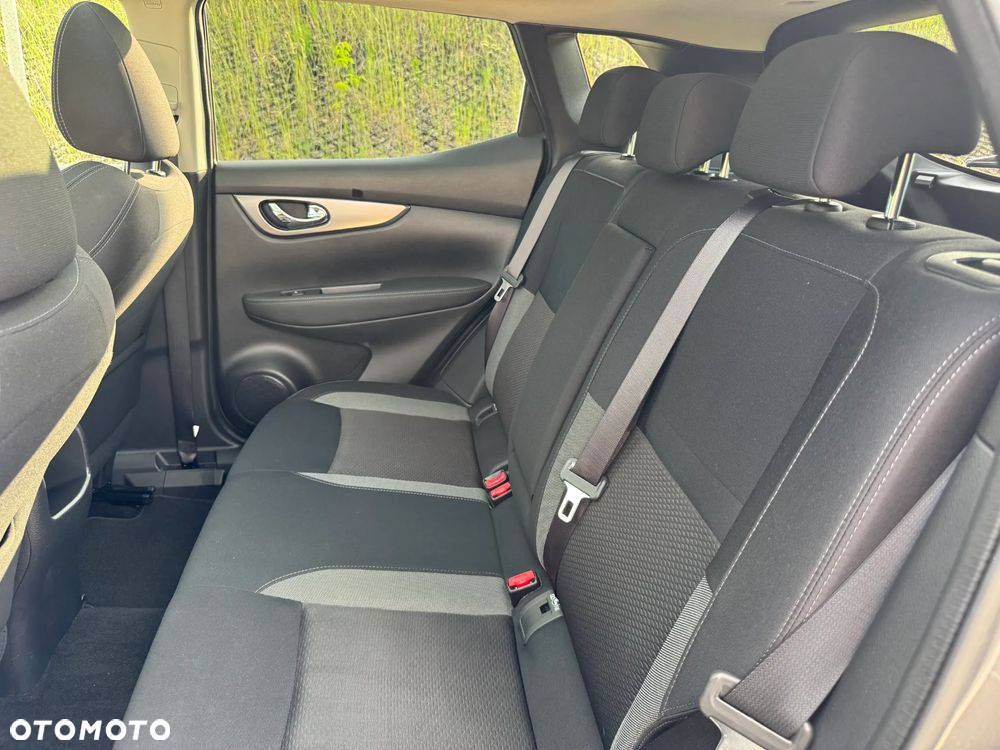 Nissan Qashqai 1.3 DIG-T N-Connecta DCT - 14