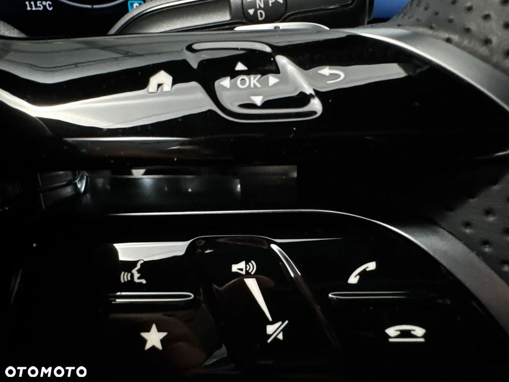 Mercedes-Benz GLA 200 AMG Line - 16