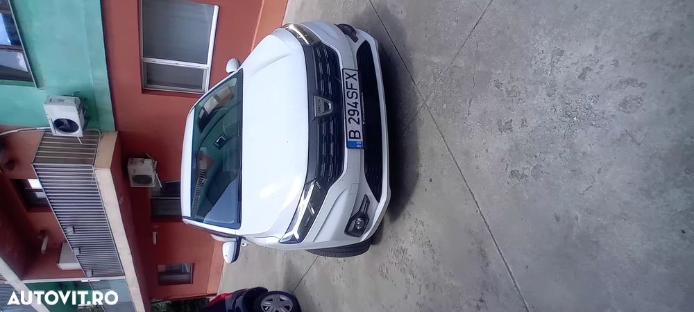 Dacia Logan TCe 90 MT5 Essential - 4