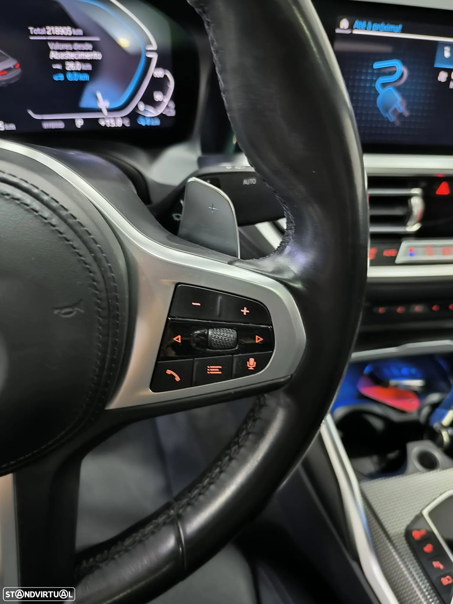 BMW 330 e Pack Desportivo M Auto - 49