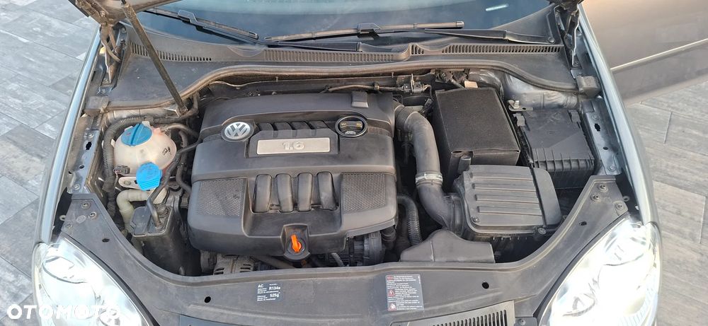 Volkswagen Golf 1.6 United - 32