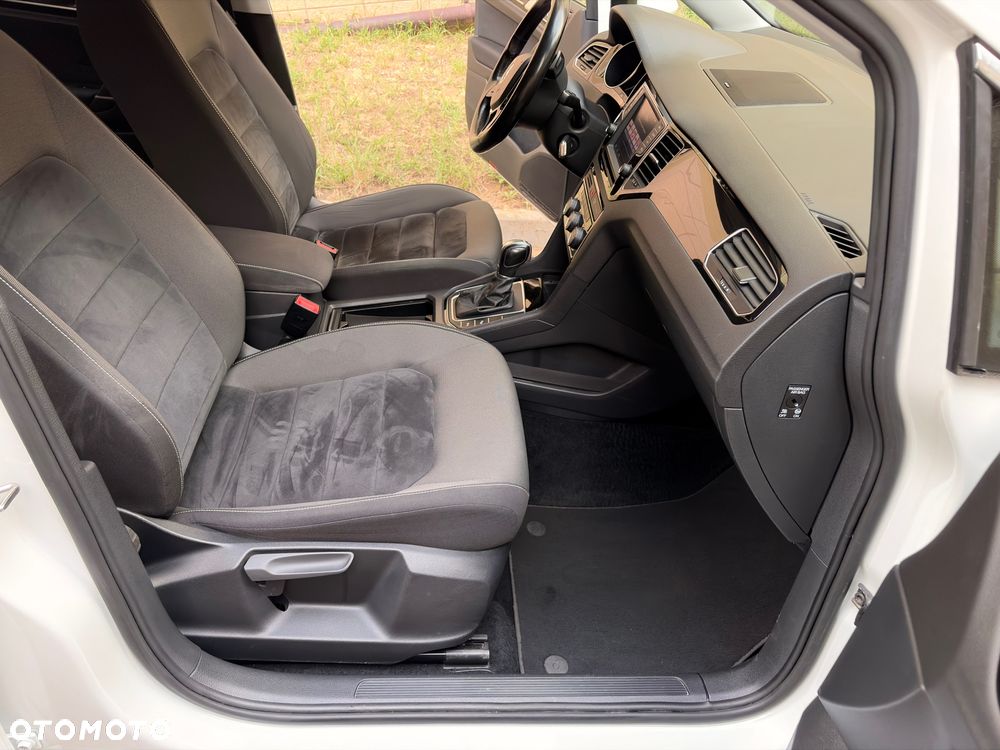 Volkswagen Golf Sportsvan SV 2.0 TDI BMT Highline DSG - 16