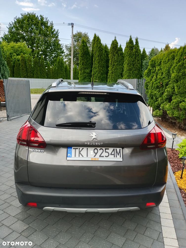 Peugeot 2008 - 6