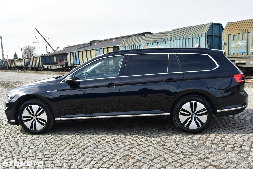Volkswagen Passat 1.4 TSI Plug-In Hybrid GTE DSG - 4