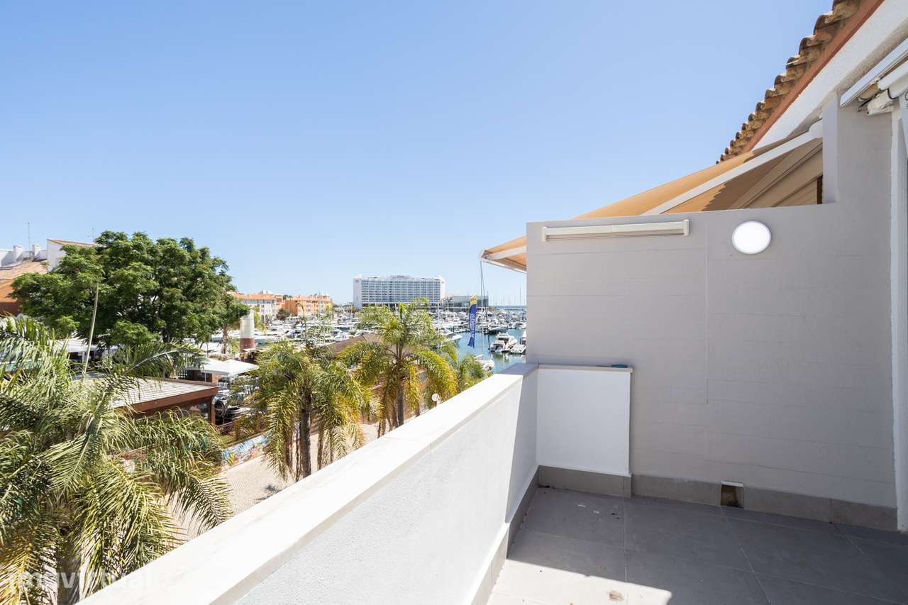 Luminoso e Moderno Apartamento no Condomínio Jardim Marina, como Novo, - Grande imagem: 2/31