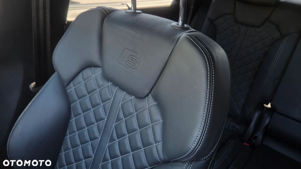 Audi Q5 Sportback - 9