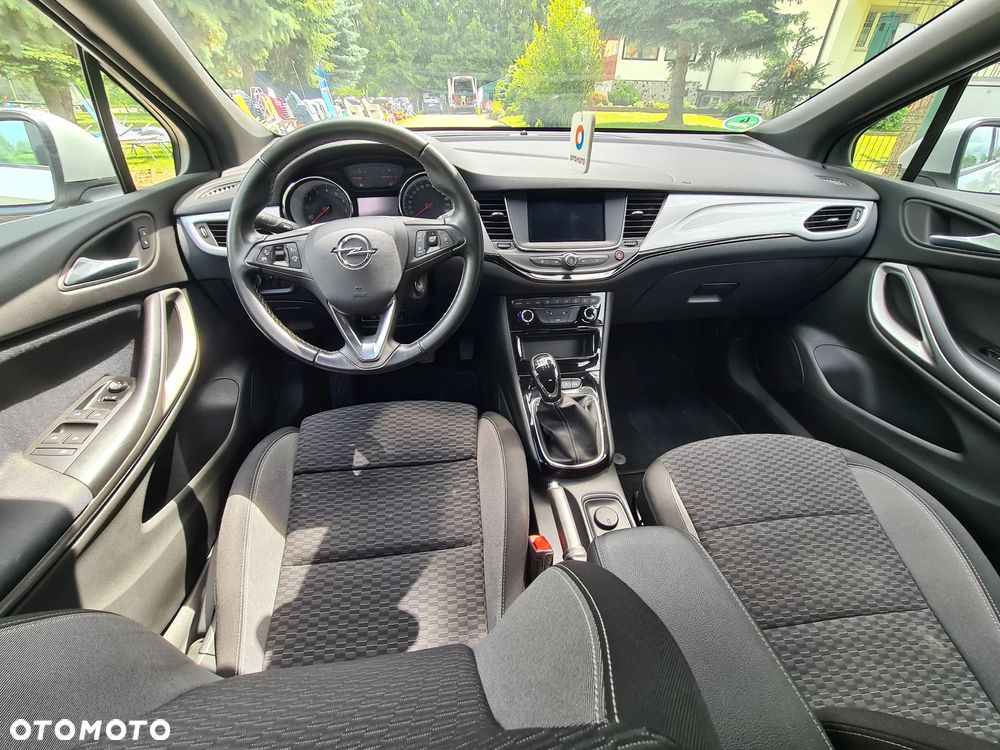 Opel Astra - 11