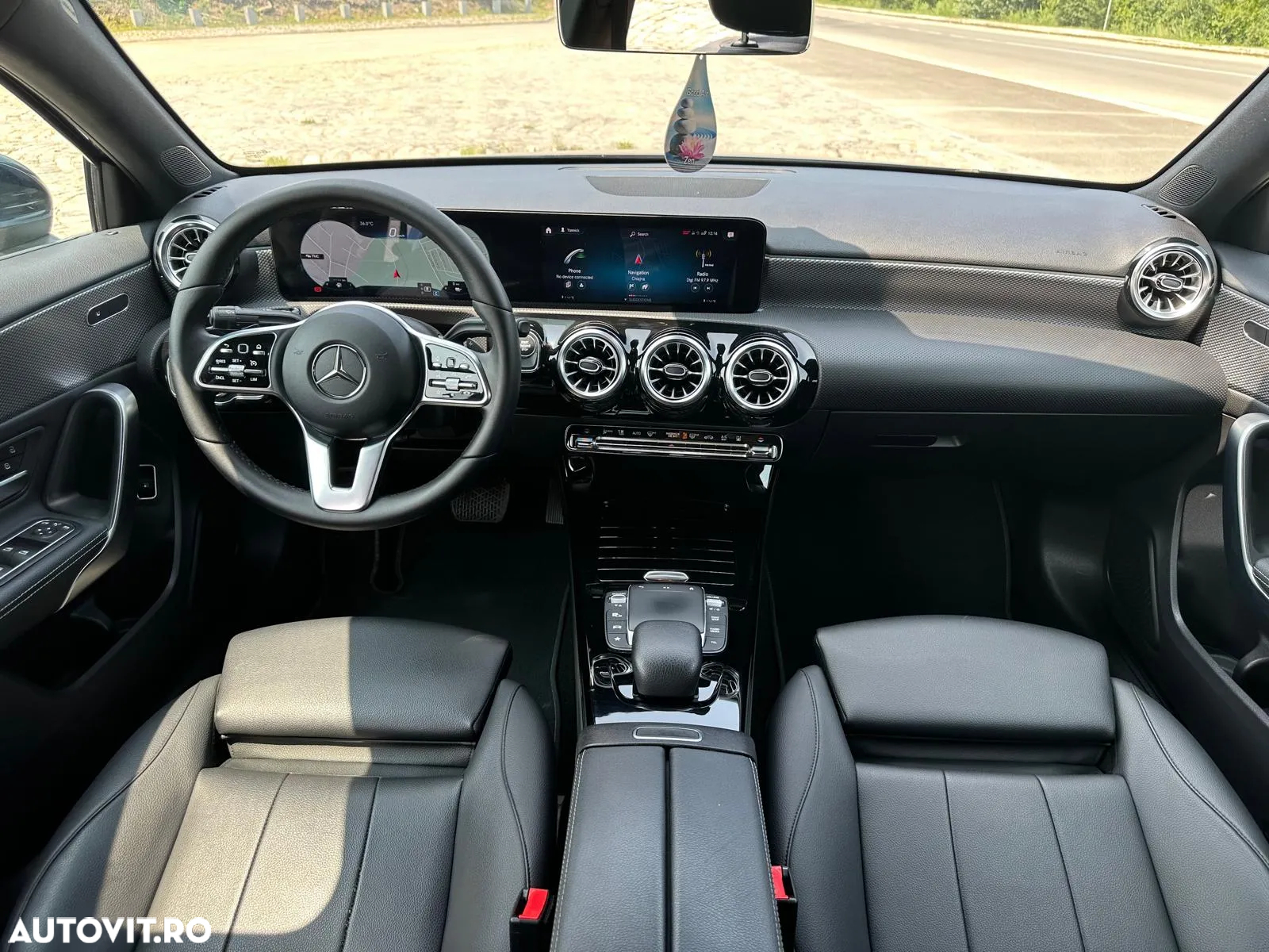 Mercedes-Benz A 250 e 8G-DCT Edition 2020 - 14