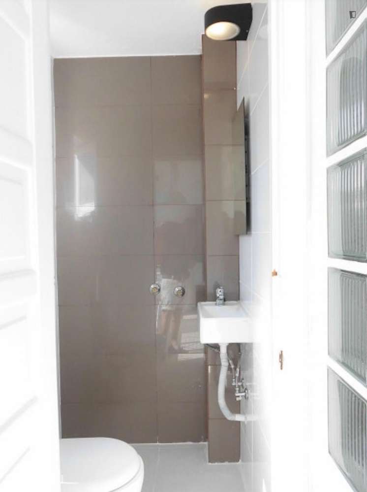 Quarto - localizado em Oeiras Lisbon - Grande imagem: 3/20