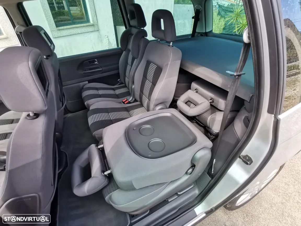 VW Sharan 2.0 TDi Highline - 13