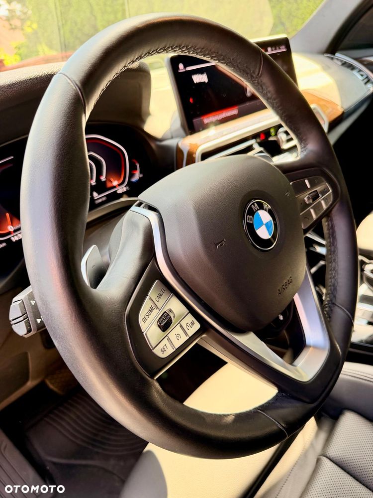 BMW X3 xDrive30i - 18