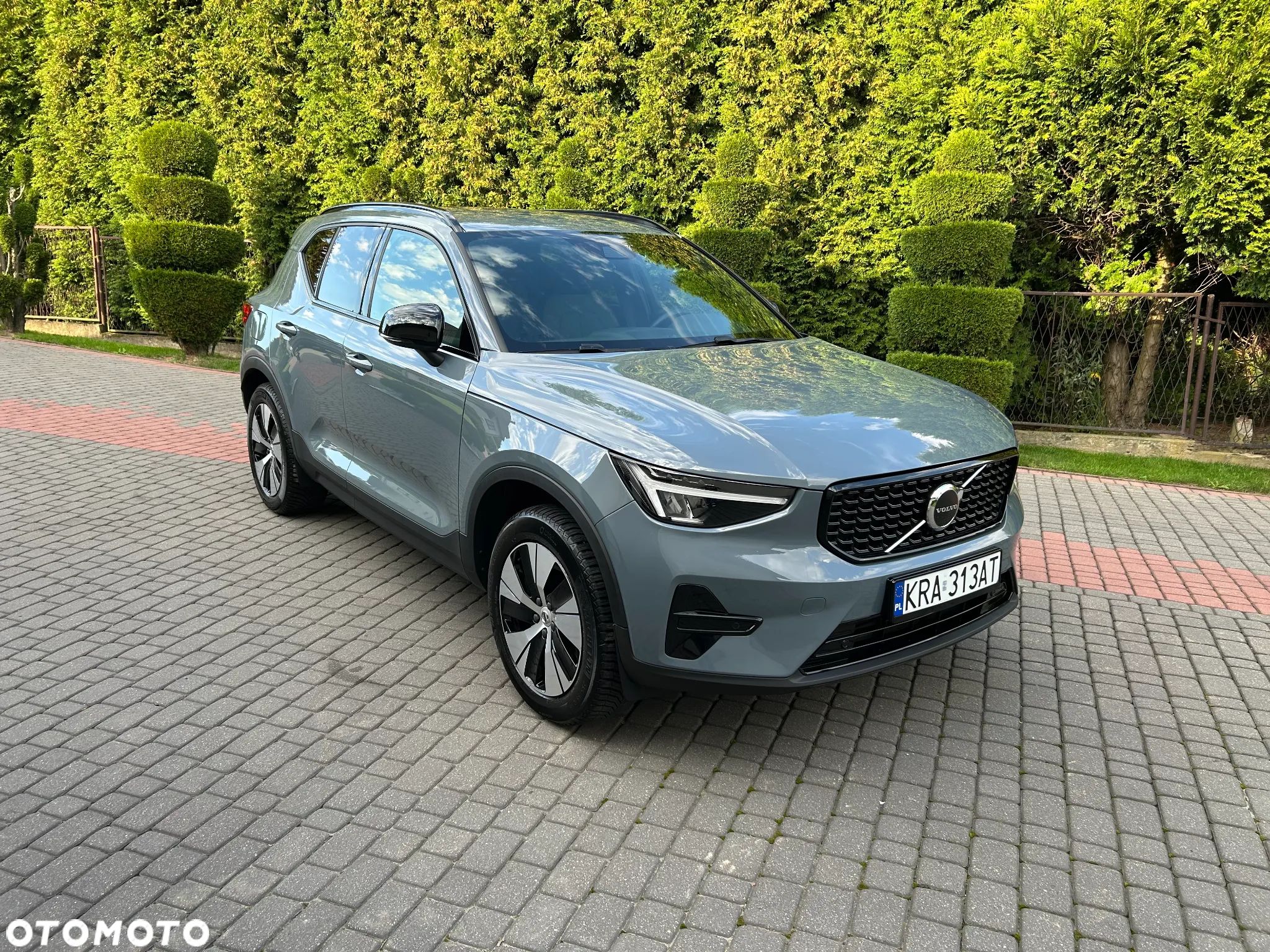 Volvo XC 40 T4 Plug-In Hybrid Plus Dark - 1