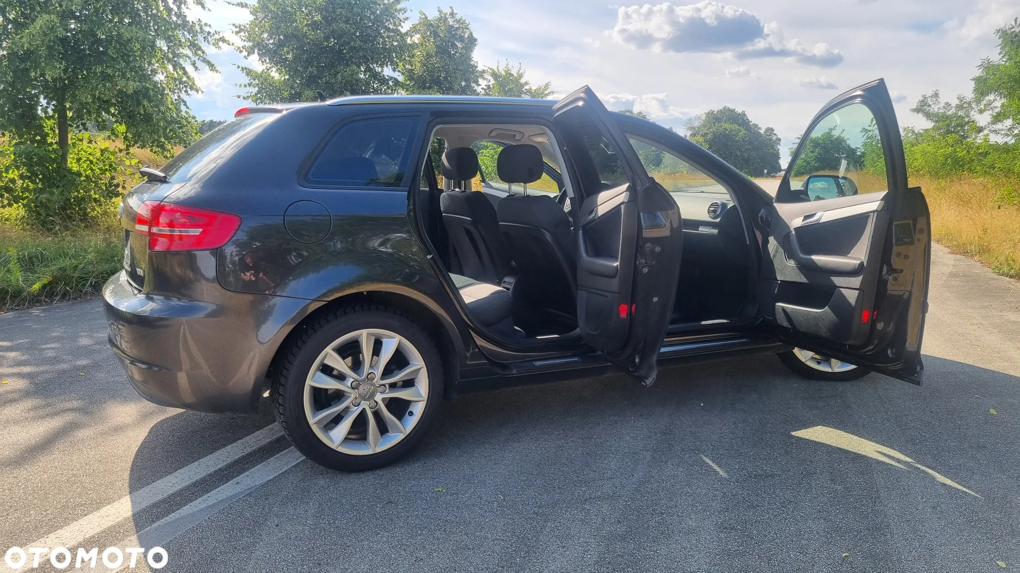 Audi A3 1.6 TDI DPF Attraction - 13