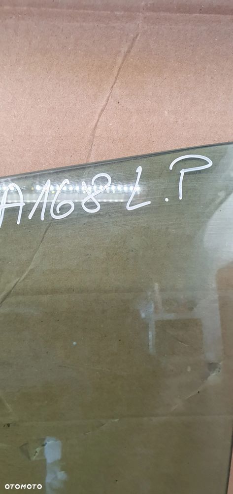 Szyba lewy przód przednia lewa Mercedes A168 AS2 00r - 4