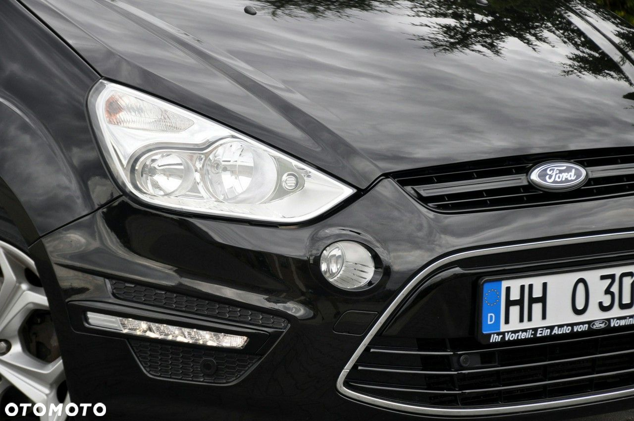 Ford S-Max - 12