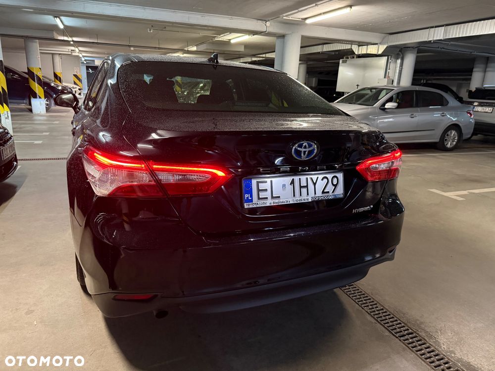 Toyota Camry 2.5 Hybrid Comfort CVT - 18