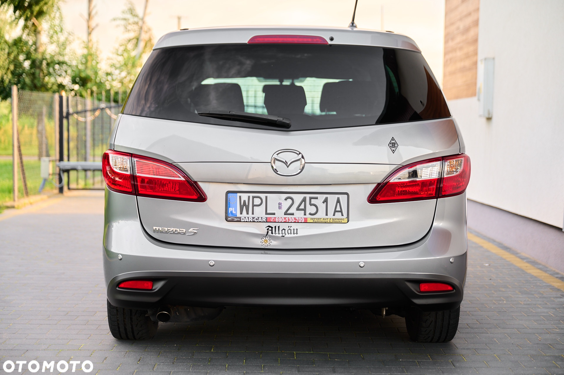 Mazda 5 - 11