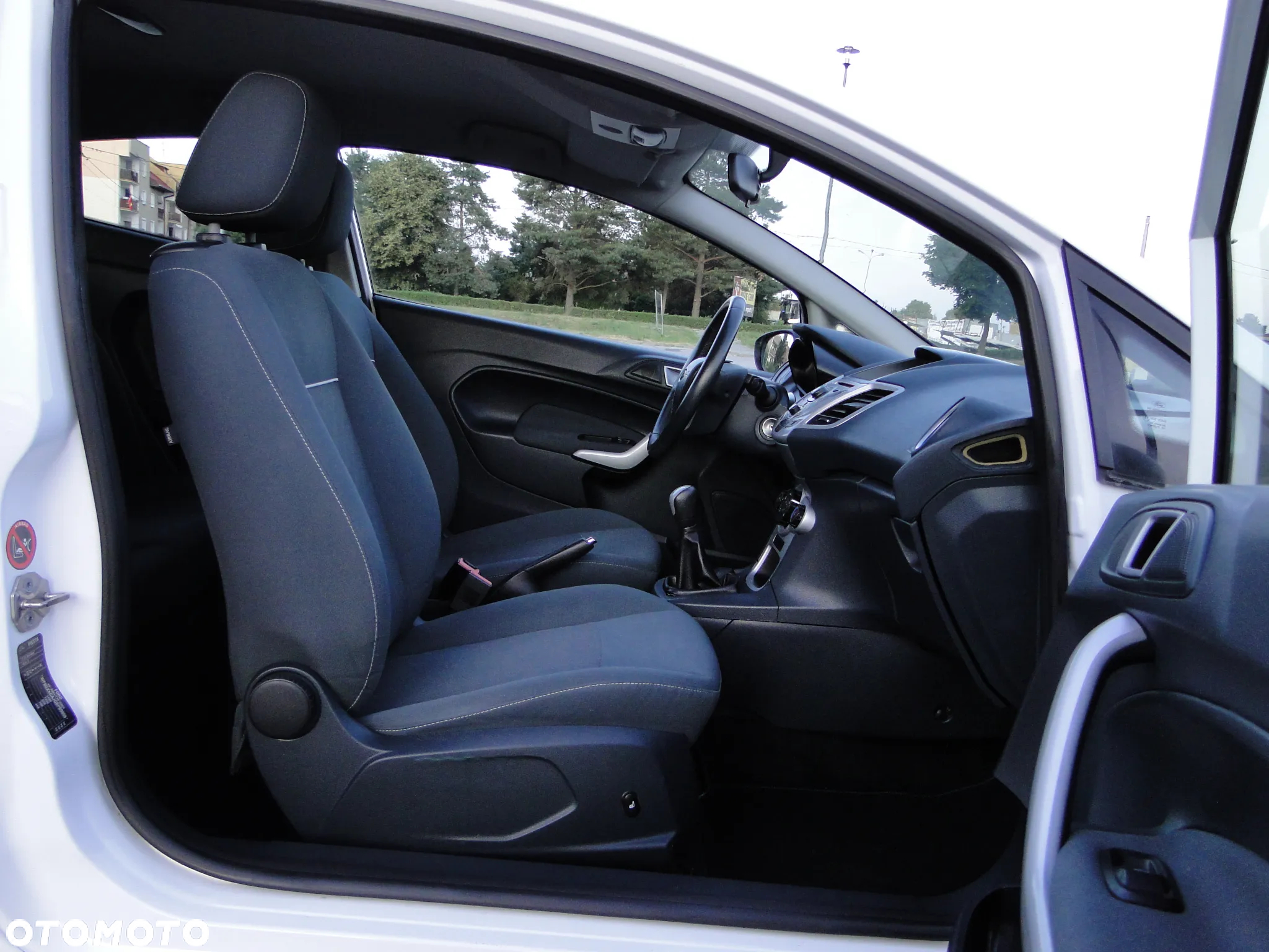 Ford Fiesta - 13