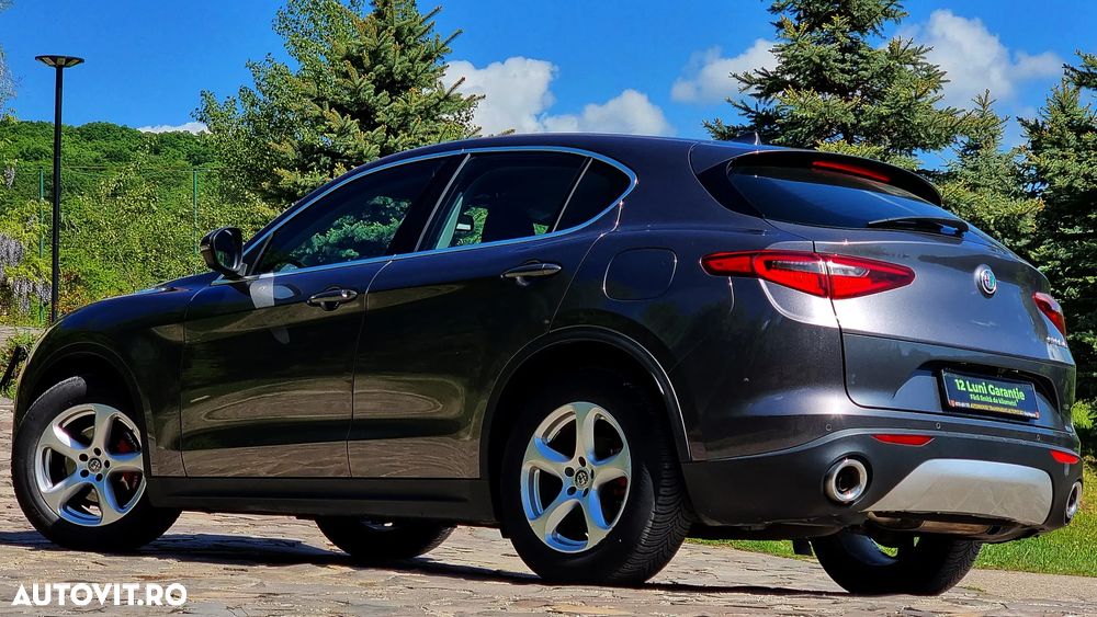 Alfa Romeo Stelvio 2.2 16V AT8 Super - 18